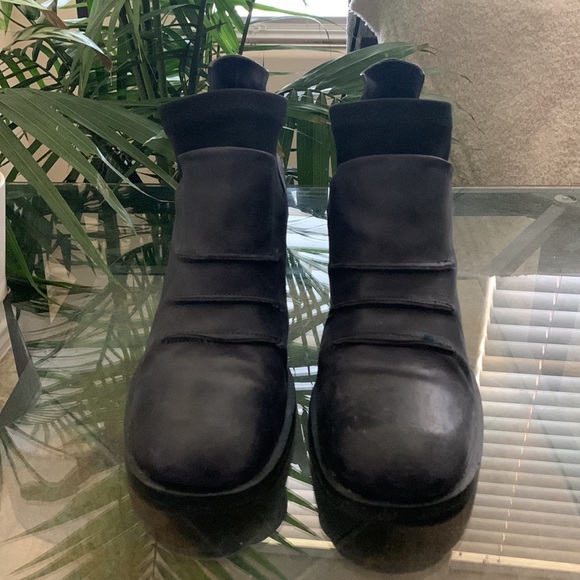 🔥1/2 OFF SUMMER SALE🔥 iXOS Italian Ankle Boots - Absolutely Stunning - Picture 6 of 16